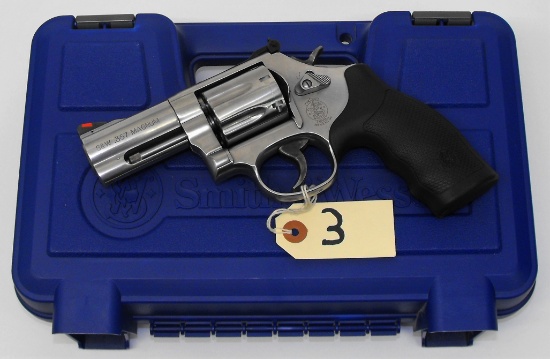 (R) Smith & Wesson 686-6 357 Mag Revolver