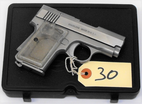 (R) AMT Backup 380/9MM Kurz Pistol
