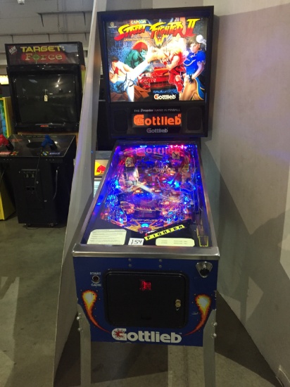 Streetfighter II Pinball game by Gottlieb
