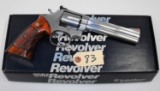 (R) Smith & Wesson 686 357 Mag Revolver