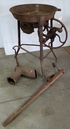 Unmarked Cast Iron Forge