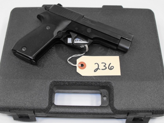 (R) Sig Sauer P220 45 Auto Pistol
