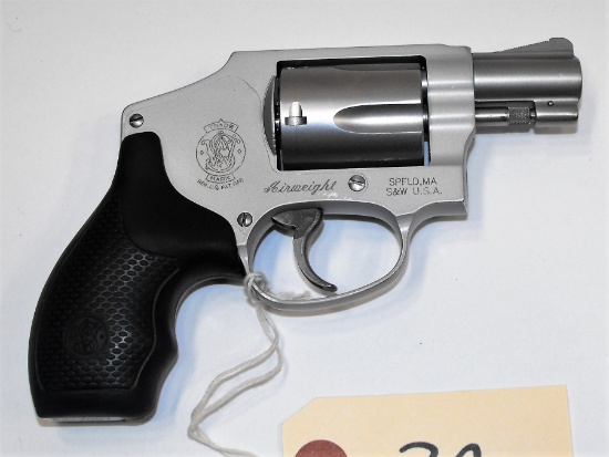 (R) Smith & Wesson 642-2 38 SPL+P Revolver