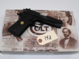 (R) Colt Lightweight Commander 45 Pistol