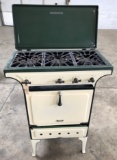 Magic Chef American Stove Co. Porcelain Stove