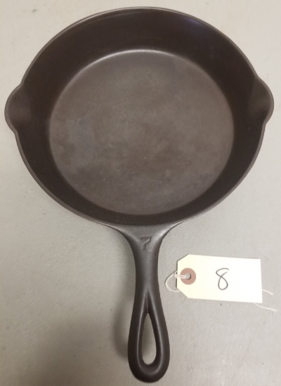 Griswold No. 7 slant logo 701 Cast Iron Skillet,