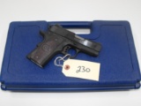 (R) Colt Light Weight Defender 45 ACP Pistol