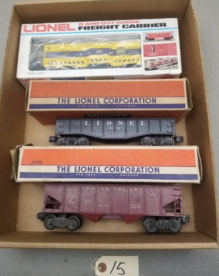 (3) Lionel Train Cars