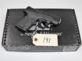 (R) Smith & Wesson M&P40 Shield 40 Cal Pistol