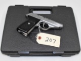 (R) Sig Sauer P230 SL 9MM Kurz Pistol