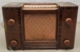Antique Westinghouse H-130 AM Radio (1946)