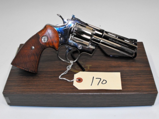 (R) Colt Python 357 Mag Revolver