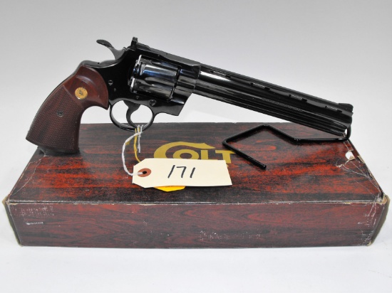(R) Colt Python 357 Mag Revolver