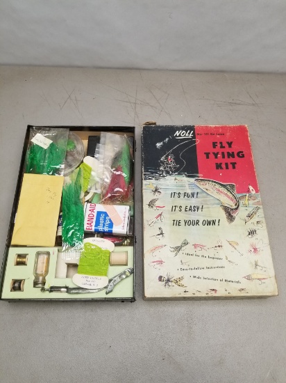 Vintage Noll No.151 Deluxe Fly Tying Kit