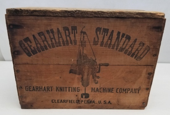 Vintage Gearhart Knitting Machine Co. Wooden Box