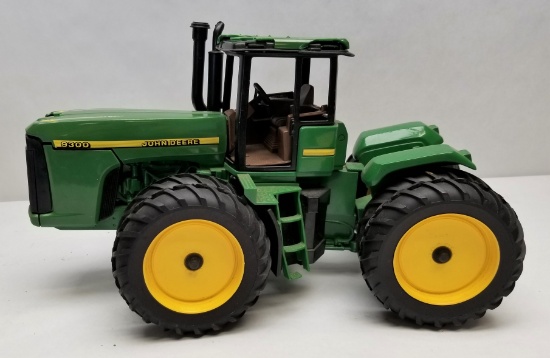 ERTL John Deere 9300 Tractor