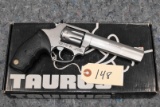 (R) Taurus M17C 17 HMR Revolver