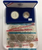 Liberty Coin Set, 1975-1976 (dates) unc coins