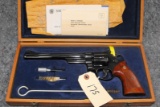 (R) Smith & Wesson 27-2 357 Revolver