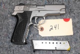 (R) Smith & Wesson 4586 45 Auto Pistol