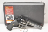 (R) Dan Wesson Model 741 .44 Magnum Revolver