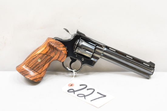 (R) Colt Python .357 Magnum Revolver