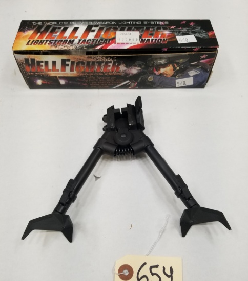 Hell Fighter Tactical Light And Versa-Pod Bipod