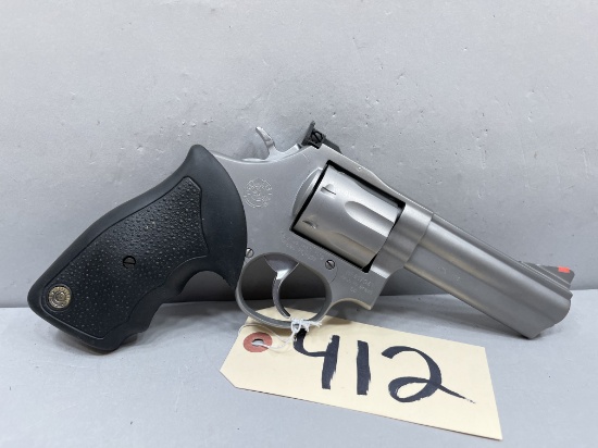 (R) Taurus Model 66 .357 Magnum Revolver