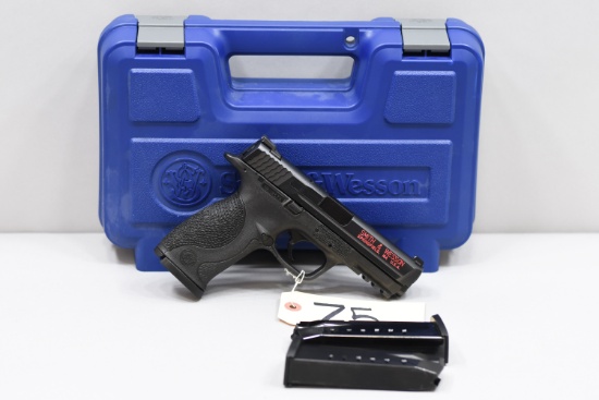 (R) Smith & Wesson M&P 40 .40 S&W Pistol