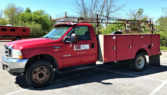 2003 Ford F550 XLT SuperDuty Truck