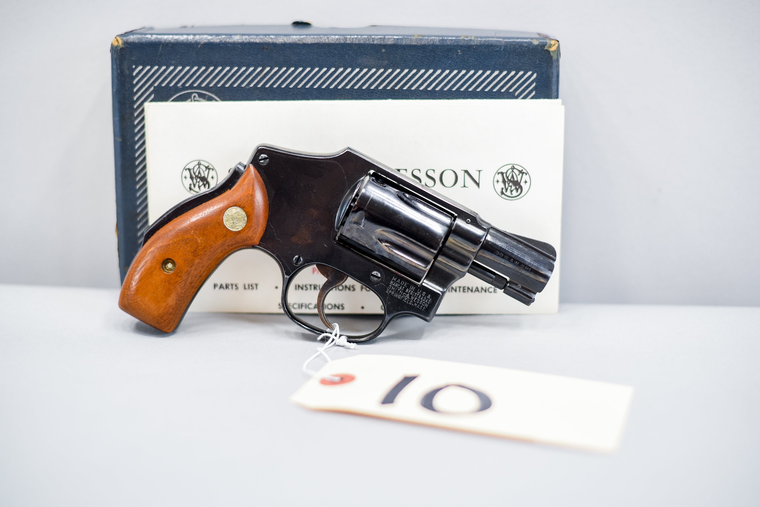 R) Smith & Wesson Model 40 Centennial .38 S&W | Proxibid