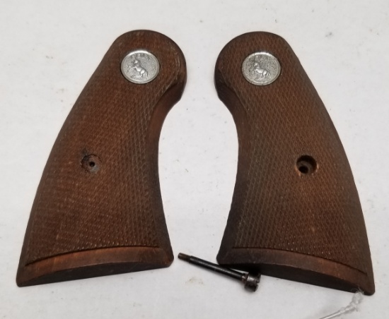 Colt Trooper Service Grips With Screw