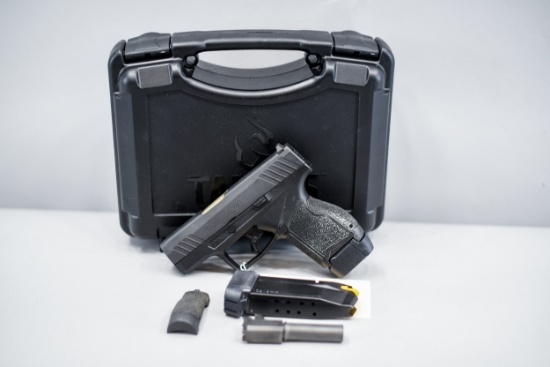 (R) Taurus GX4 9mm Pistol