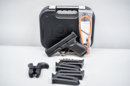 (R) Glock 44 .22LR Pistol