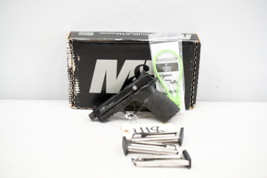 (R) Smith & Wesson M&P22 Compact .22LR Pistol