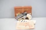 (R) Davis Industries Model D-25 .25Auto Derringer