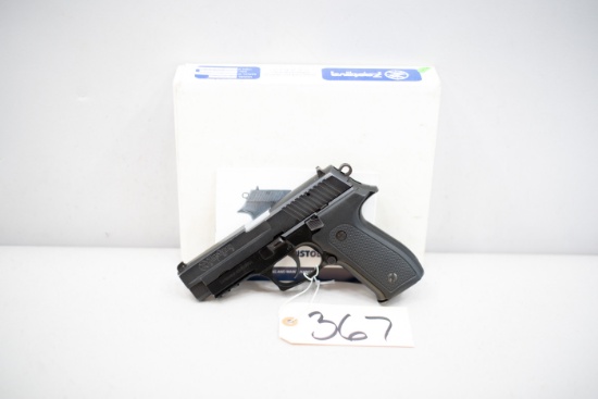 (R) Zastava Arms Model EZ40 .40S&W Pistol
