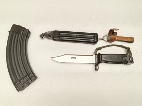 YUGOSLAVIAN 6X4 (TYPE II) AKM BAYONET & AK MAG