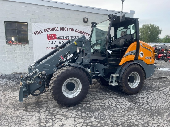 2023 Giant G5000 Telescopic Articulating Loader