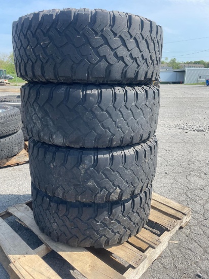 Set Of (4) 35X12.50R18LT Tires W/ Rims