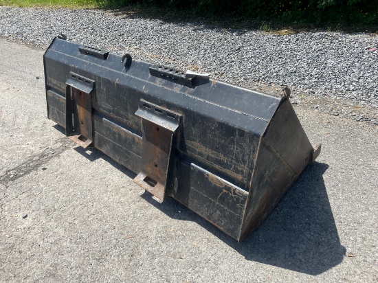 Used 82" Quick Attach Bucket