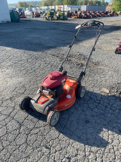Husqvarna 4WD Self Propelled Mower