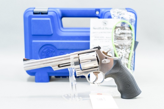 (R) Smith & Wesson Model 629-6 .44 Magnum Revolver