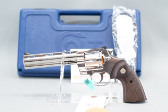 (R) Colt Python .357 Magnum Revolver