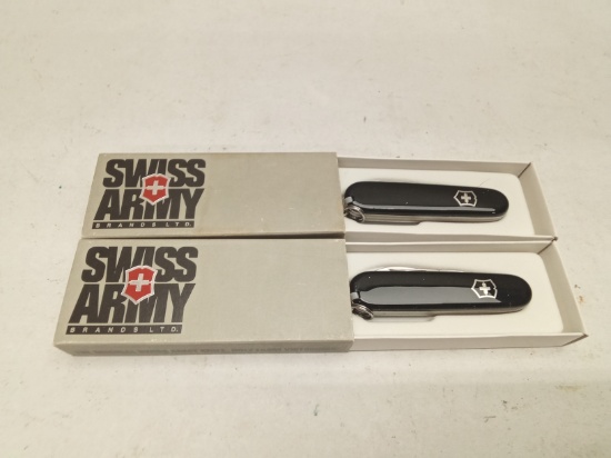 (2Pcs.) VICTORINOX SWISS ARMY KNIVES