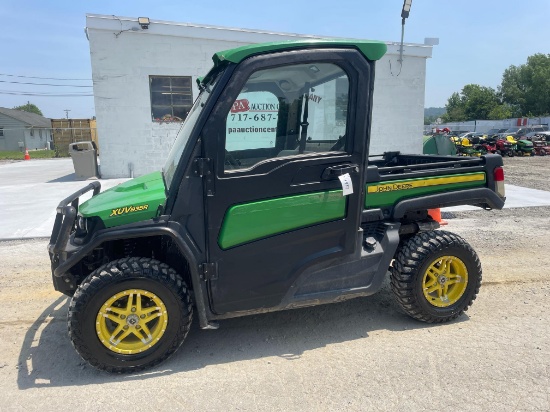 2019 John Deere XUV835R 4X4 Gator