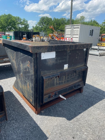 Used Quick Attach 1.5 Yard Trash Dumpster