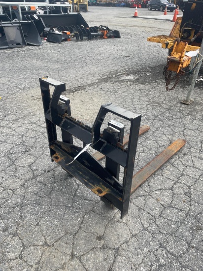 Used Mini Quick-Attach Pallet Forks