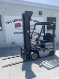 Komatsu 3,000 IB LP Forklift