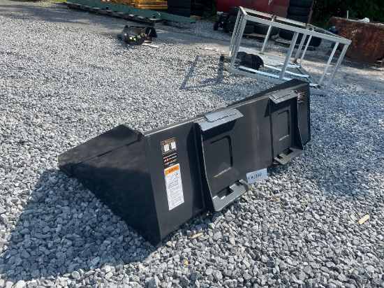 New Wolverine 72" Quick Attach Bucket
